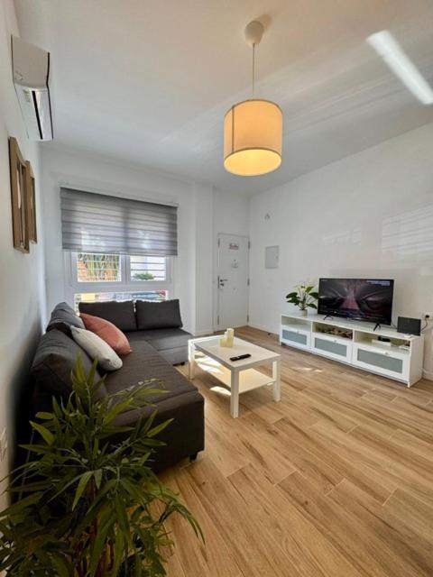 Apartamento Jardin Del Mar Malaga Bagian luar foto